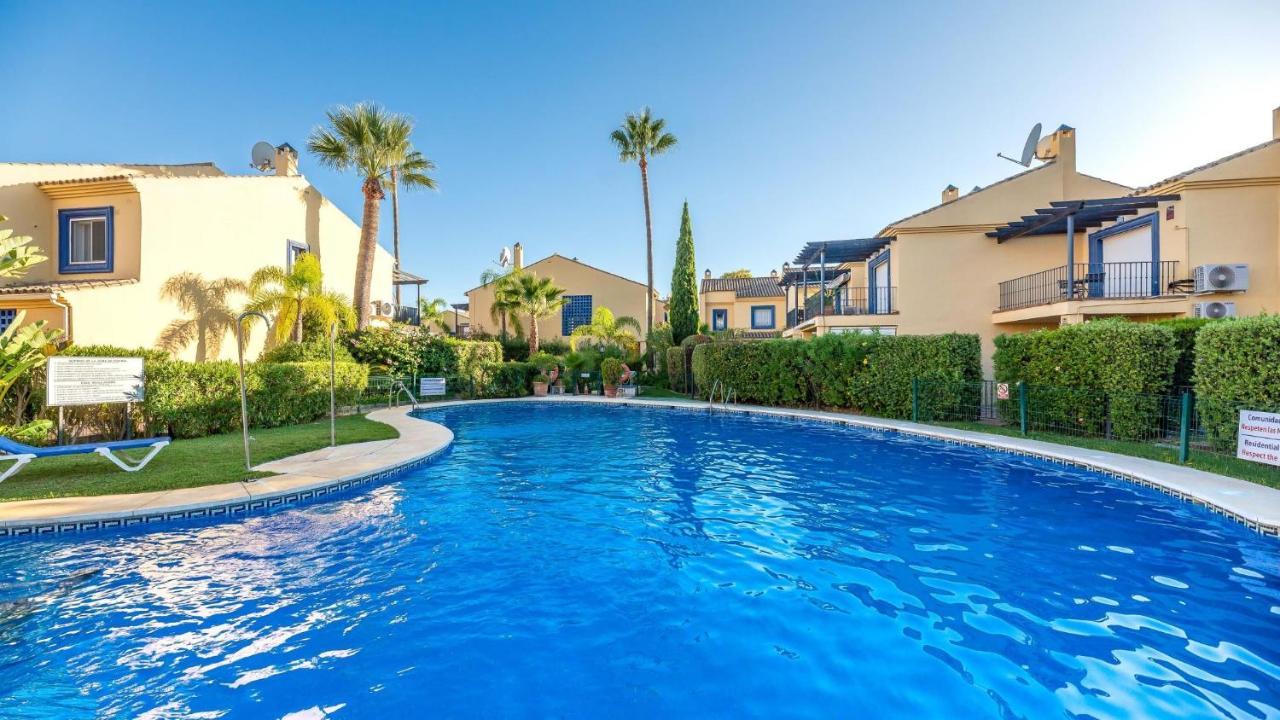 Dream Villa Front Beach Puerto Banus Marbella Exterior photo