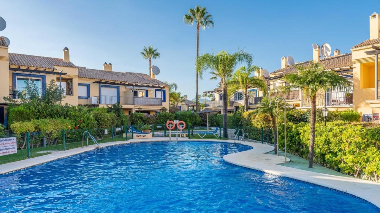 Dream Villa Front Beach Puerto Banus Marbella Exterior photo